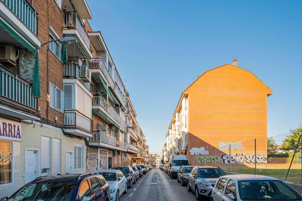 Agradable Apartamento A Pie De Calle-30 Min De Sol Madryt Zewnętrze zdjęcie