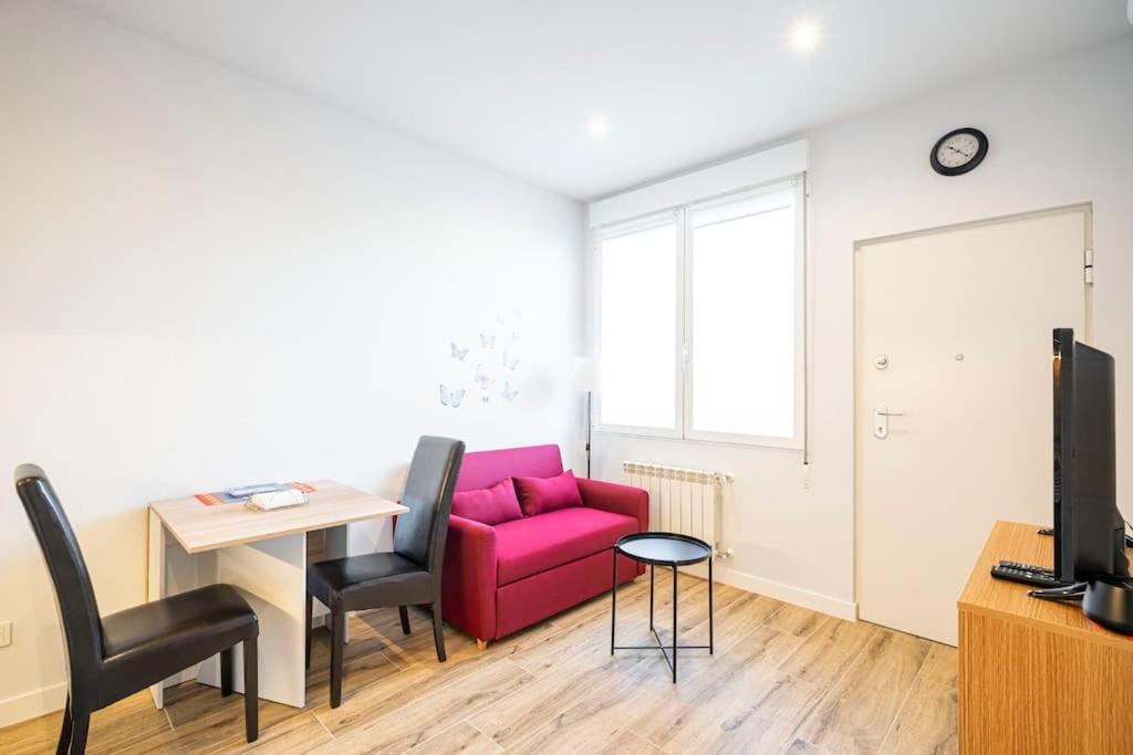 Agradable Apartamento A Pie De Calle-30 Min De Sol Madryt Zewnętrze zdjęcie